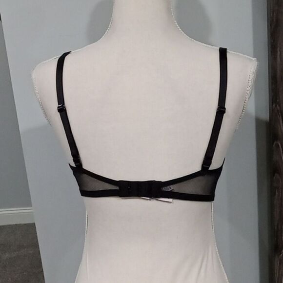 Victoria's Secret sexy tee lightly line demi bra with underwire size 36C - Picture 5 of 5